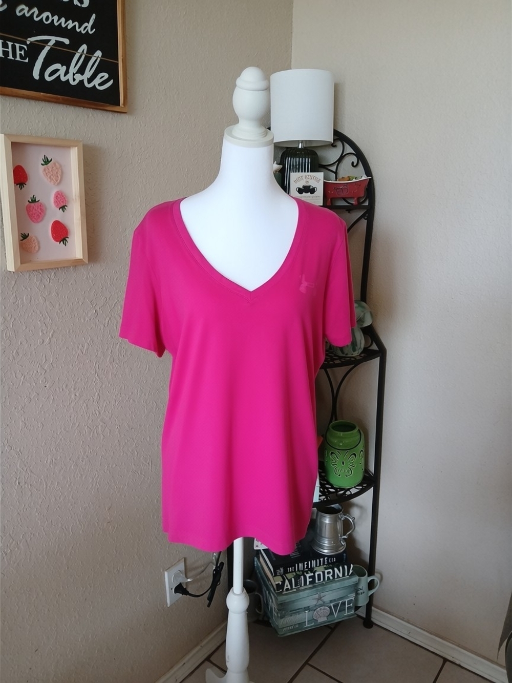 Under Armour Women's V-Neck Short Sleeve Tee in Hot Pink